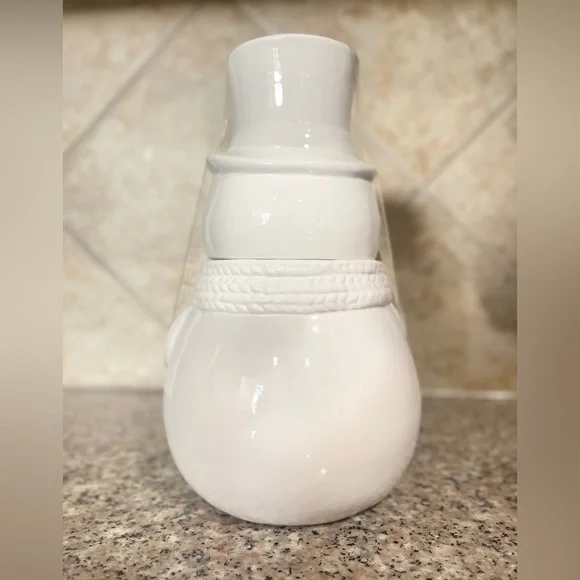 🆕 White Ceramic Snowman Jar with Scarf & Hat - Picture 2 of 5